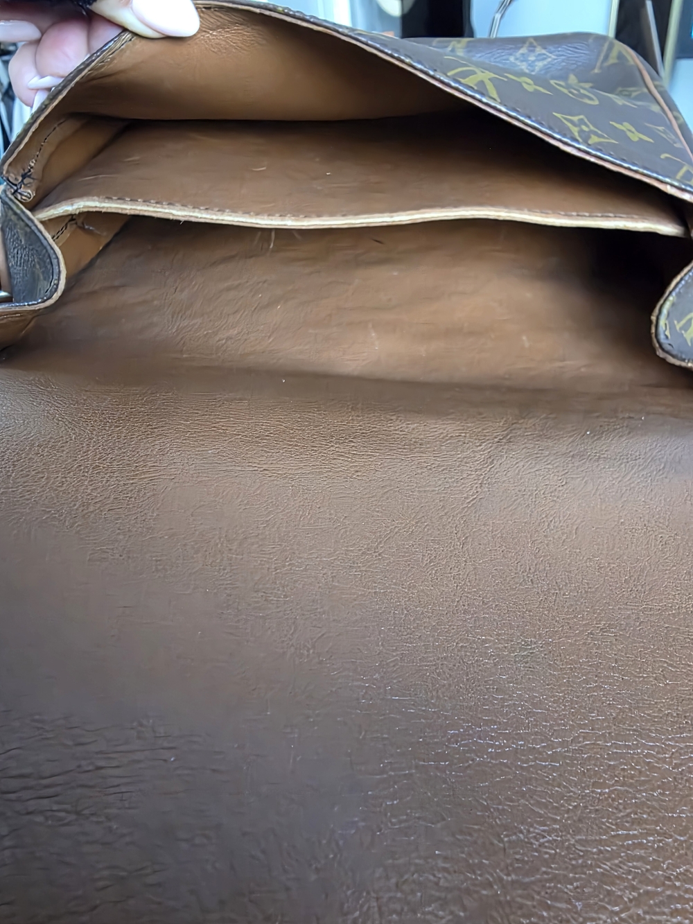 Louis Vuitton Monogram Saddle Crossbody in Brown and Tan Leather - Picture 16 of 16